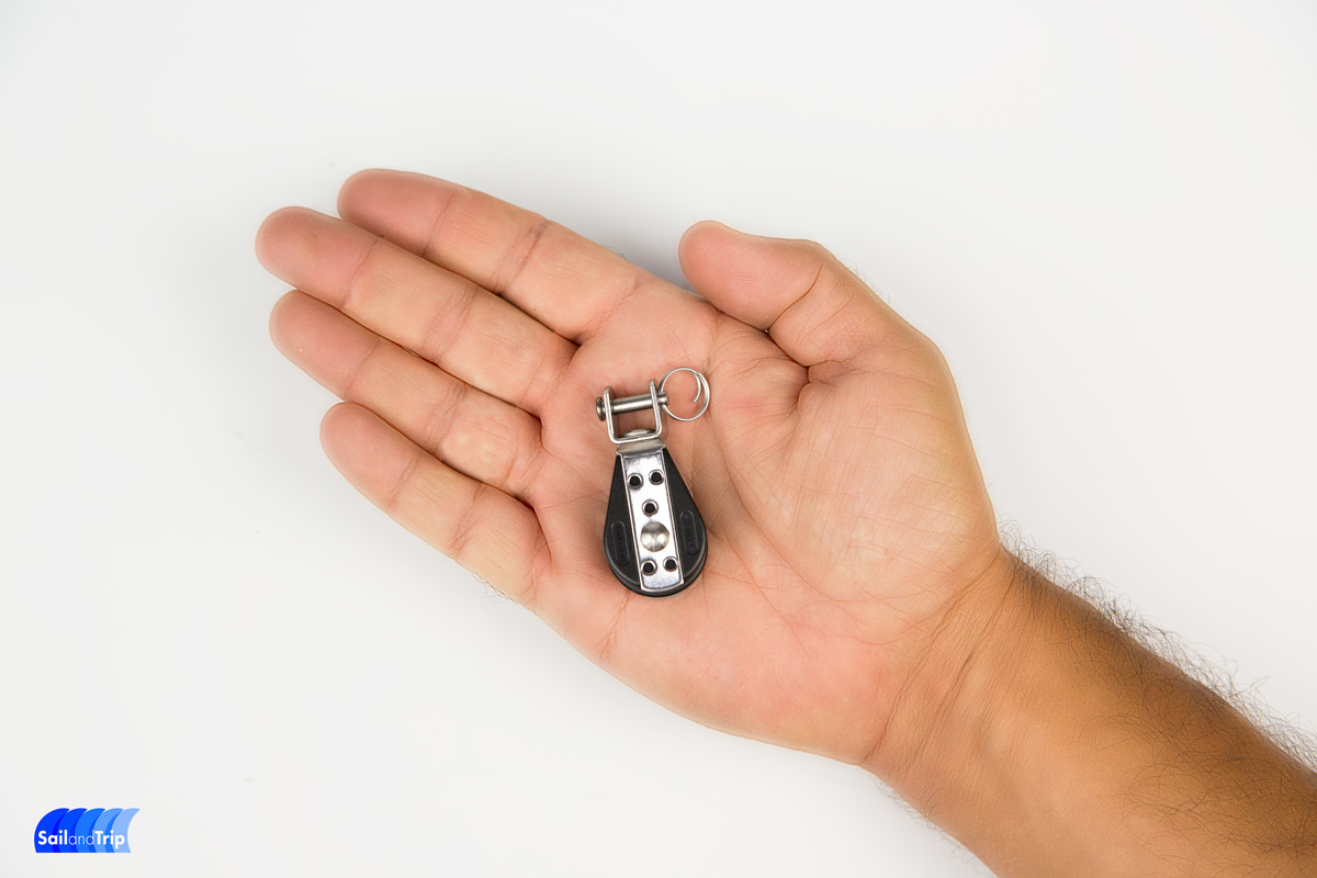 Polea vela ligera con horquilla para cabo de 6 mm - Imagen 2